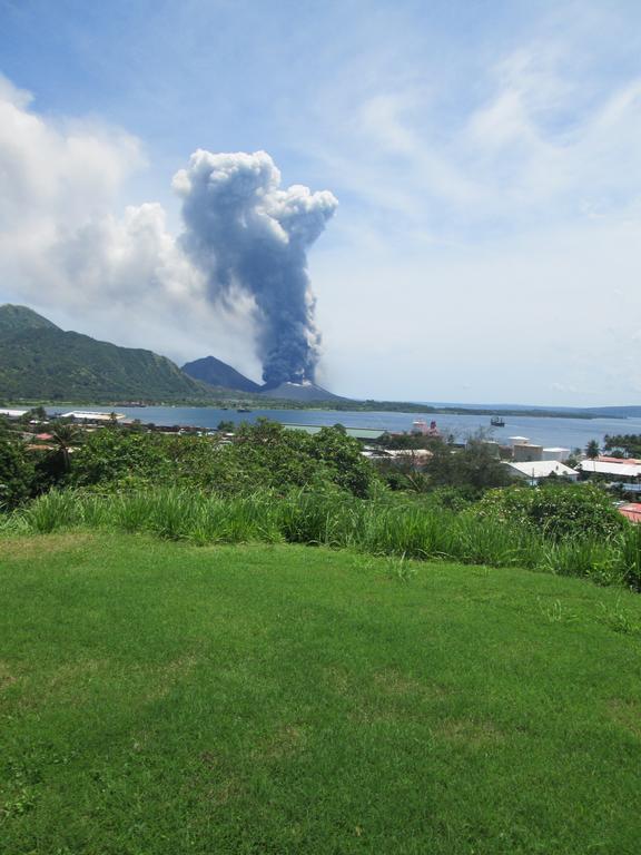 Rabaul Hotel Bagian luar foto